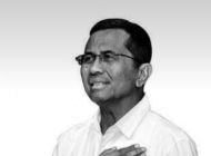 Dahlan Iskan Mantan Menteri BUMN Dipanggil KPK Terkait Korupsi LNG