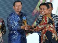 Kota Bandung Raih Penghargaan Inovasi Terbaik Pemanfaatan Informasi Geospasial dalam Tata Kelola Pemerintahan