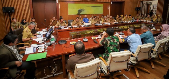 Pemkot Bandung Tetapkan Masa Darurat Sampah Hingga 25 Oktober.