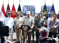 Menhan RI Serahkan Ransus Maung untuk Perkuat Tugas TNI-Polri