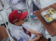 Kontroversi Program Makan Bergizi Gratis, Mahasiswa Soroti Potensi Krisis Pendidikan